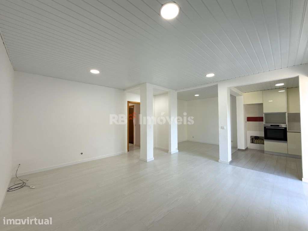 Moradia T3 Renovada com Quintal e Anexo Atalaia, Vila Nova da Barqu... - Grande imagem: 2/53