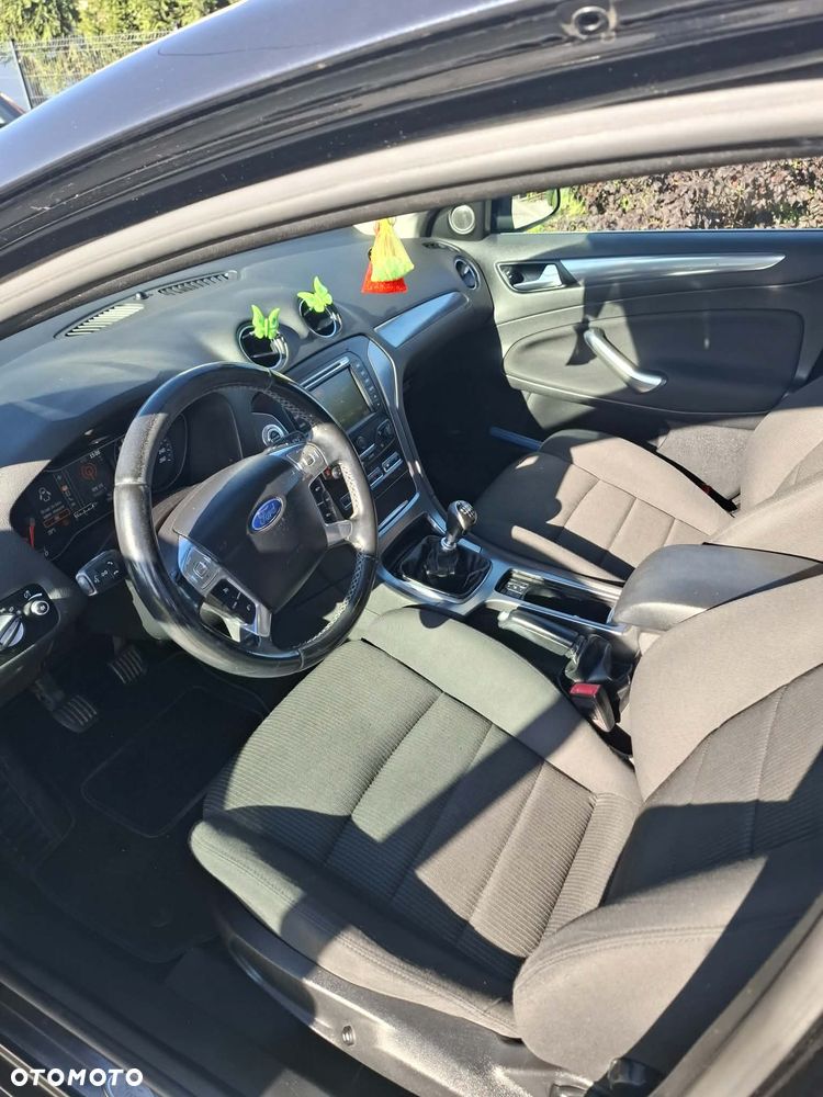 Ford Mondeo - 6