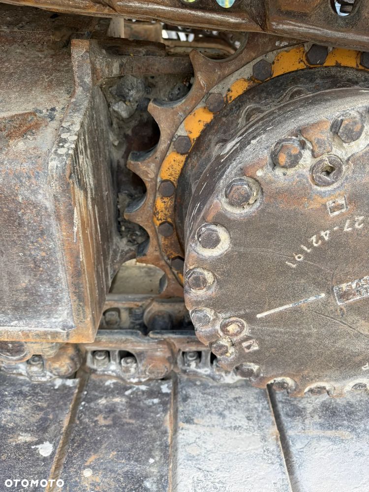 Komatsu PC 210 LC -11 - 12