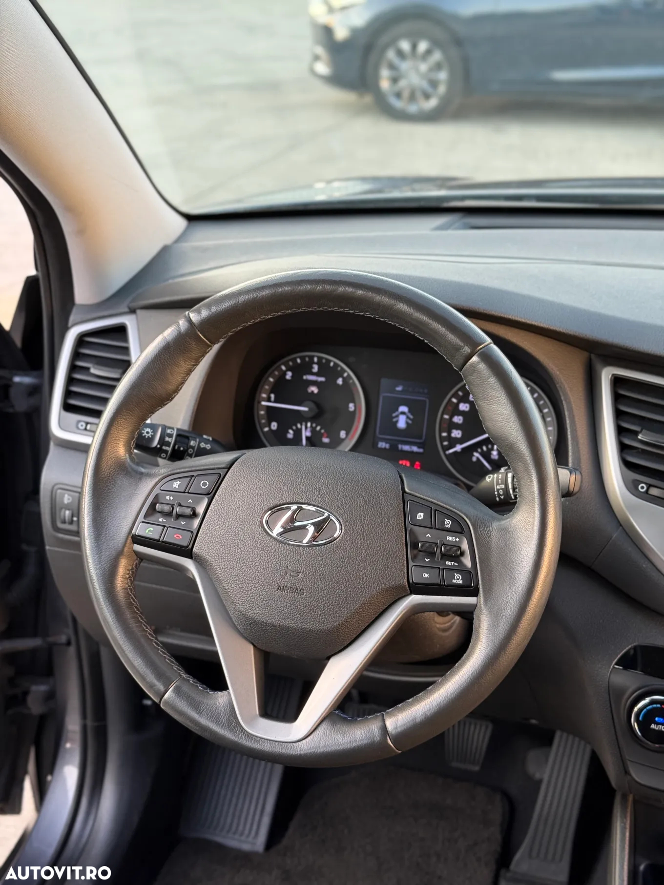Hyundai Tucson - 27