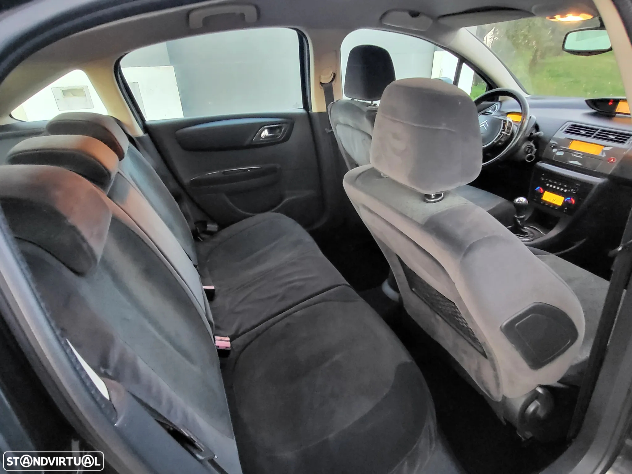 Citroën C4 1.6 HDi 110 VTR Pack - 15