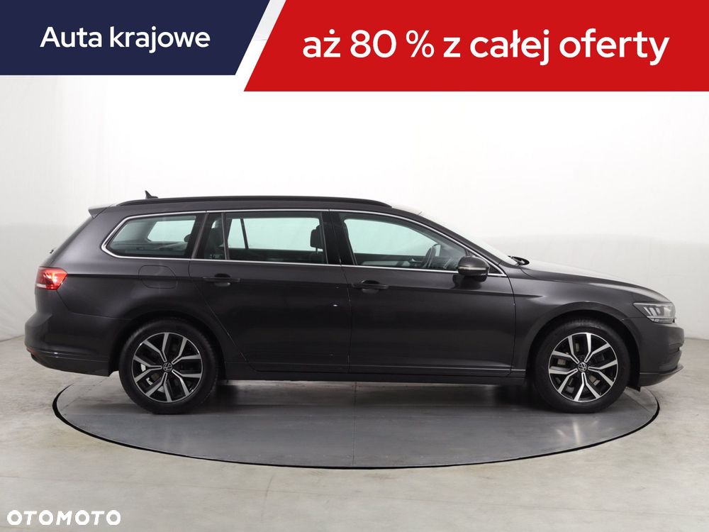 Volkswagen Passat Variant - 8