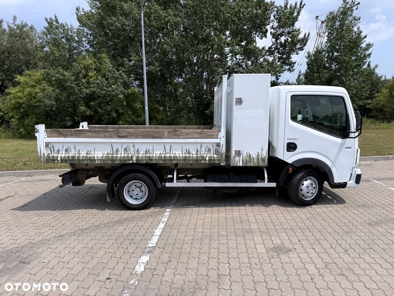 Renault MAXITY - 5
