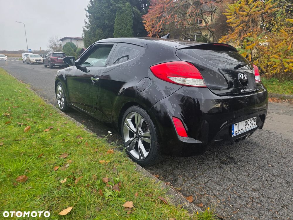 Hyundai Veloster 1.6 GDI Premium - 5