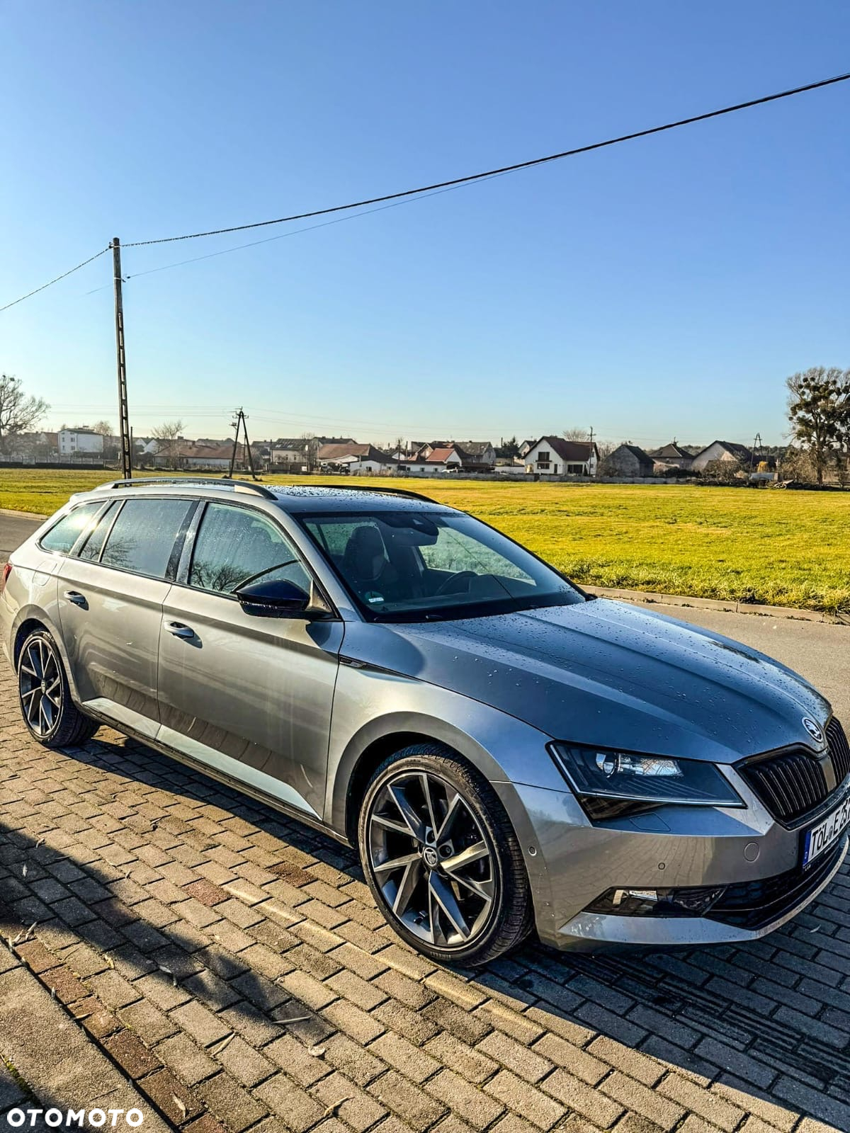 Skoda Superb 2.0 TDI Sportline - 3