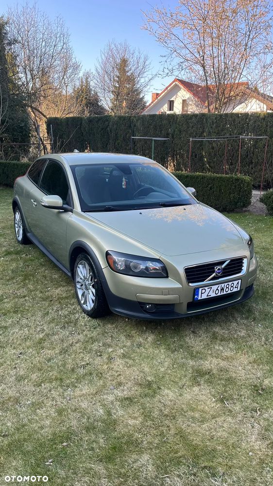 Volvo C30 2.0D Momentum - 1