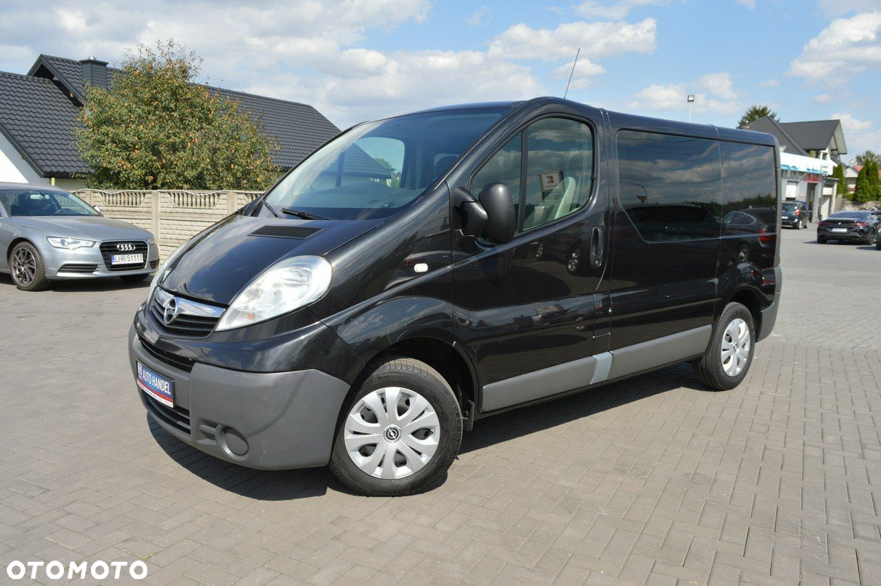 Opel Vivaro - 8