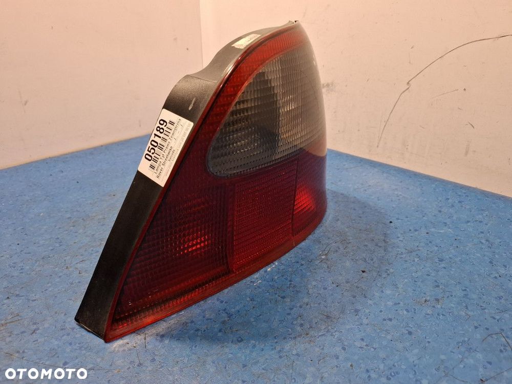 ROVER STREETWISE LAMPA TYŁ PRAWA ZEWNĘTRZNA - 4