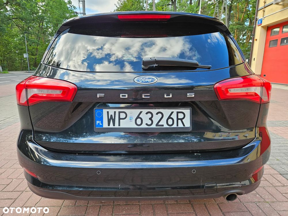 Ford Focus 1.5 EcoBoost Titanium Business - 18