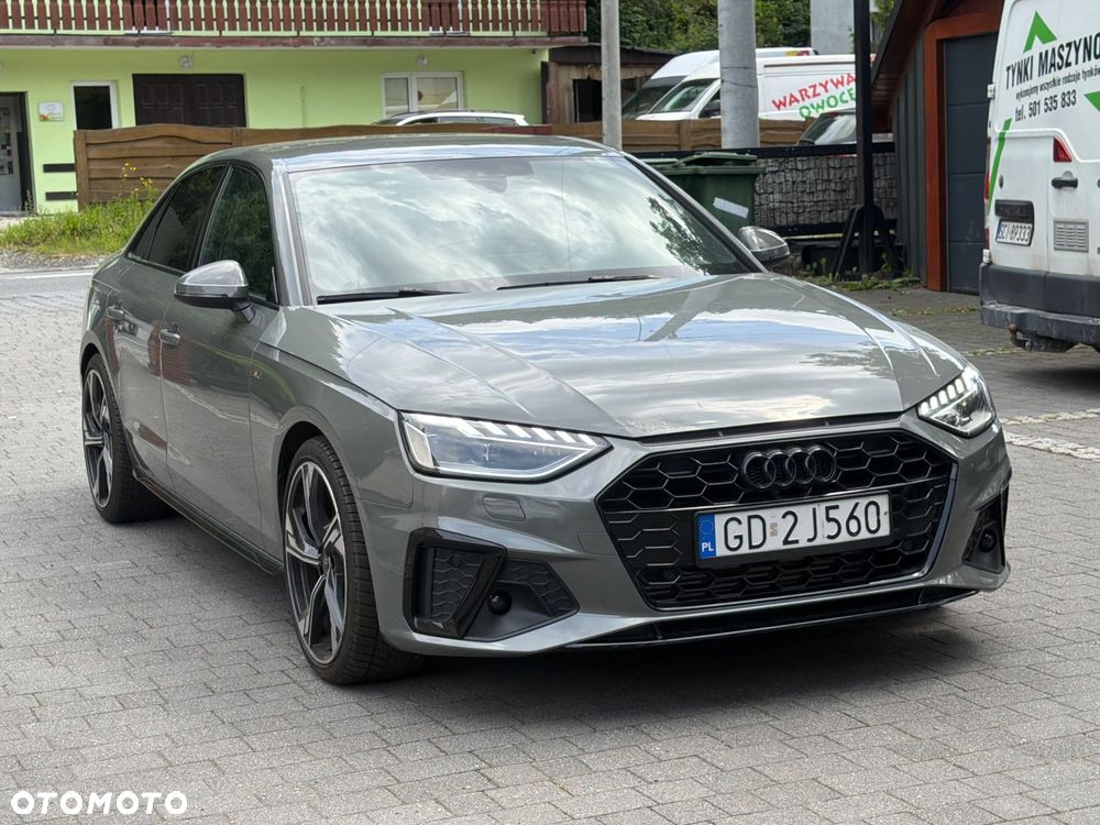 Audi A4 Limousine - 11