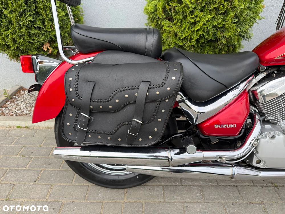 Suzuki Intruder - 17