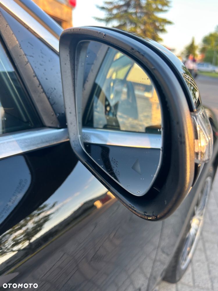 Mercedes-Benz GLC - 9