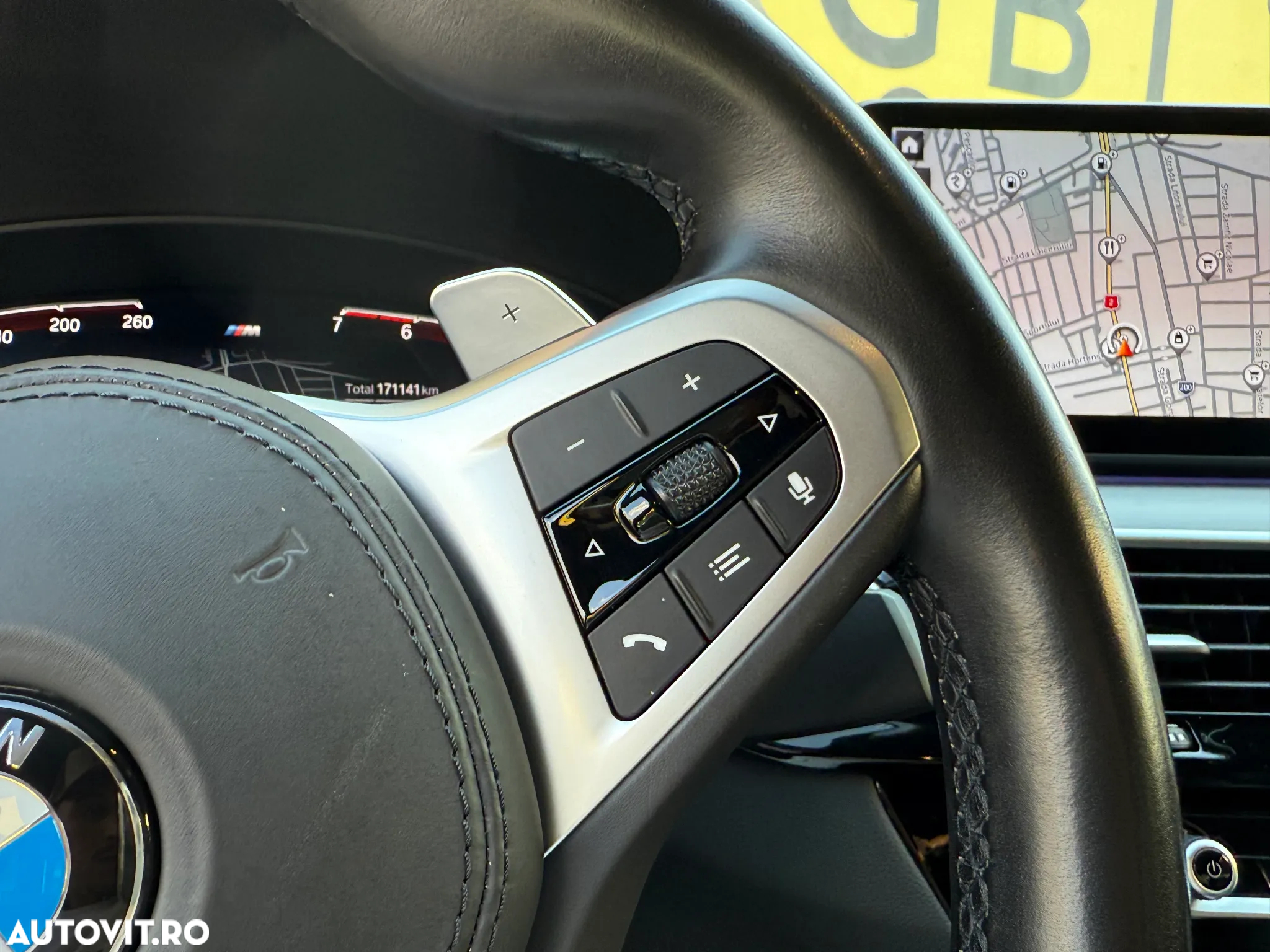 BMW Seria 5 530i AT MHEV - 25