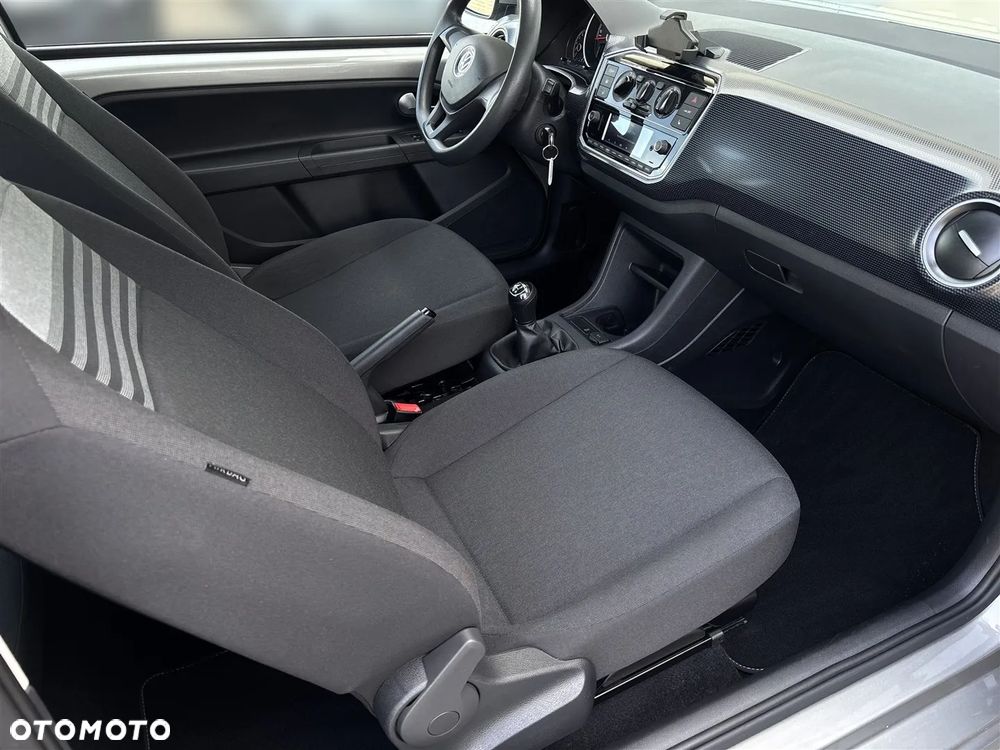 Volkswagen up! - 11