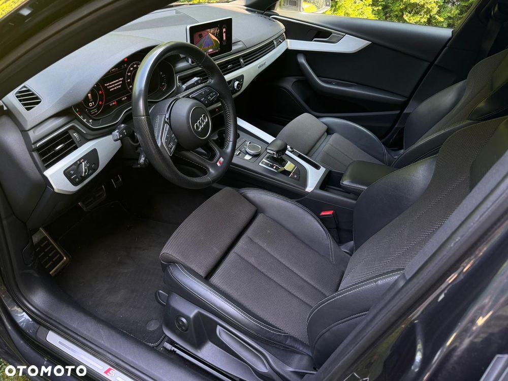 Audi A4 Avant 2.0 TDI Quattro S tronic - 15