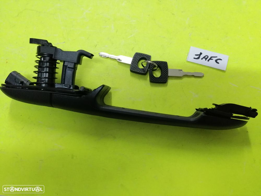 Puxador porta lateral de correr Mercedes Sprinter e Vito 638 NOVO - 1