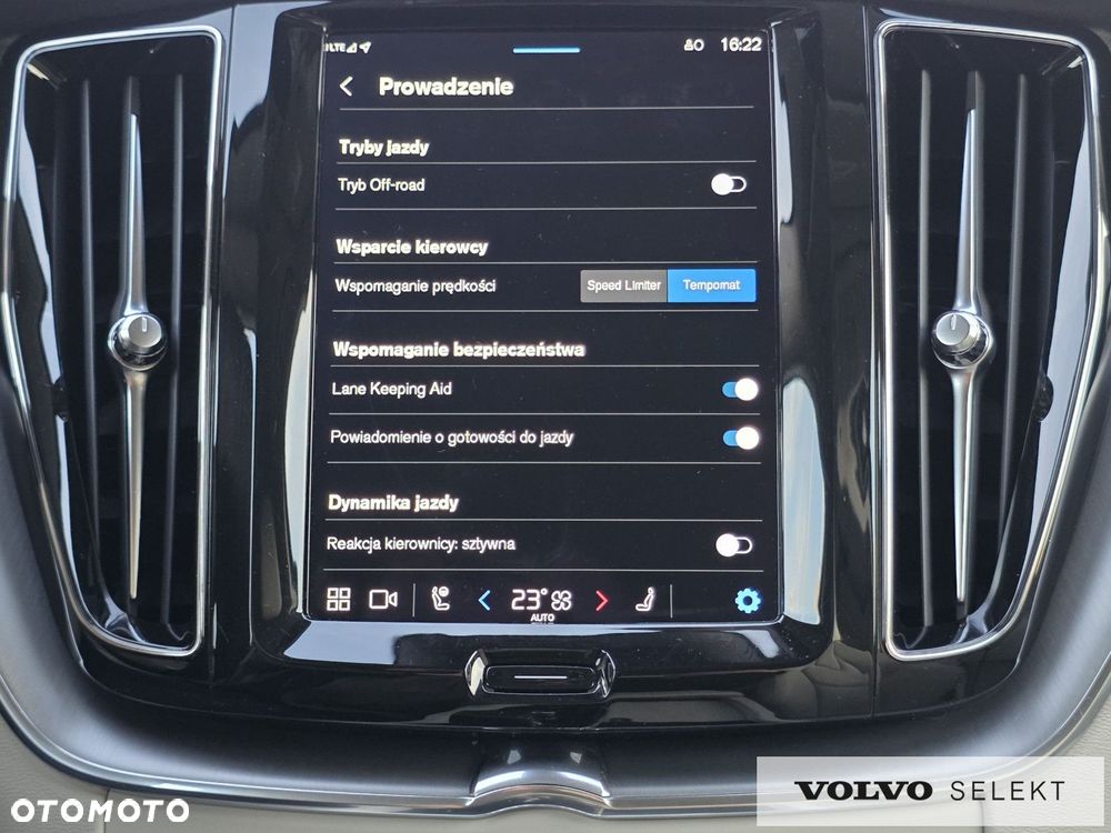 Volvo XC 60 - 24