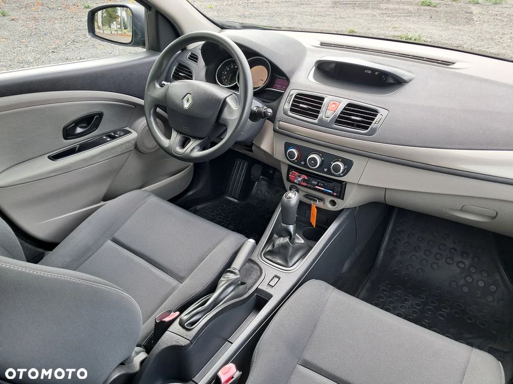 Renault Megane - 8