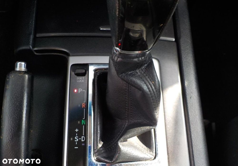 Toyota Land Cruiser LC 3.0 D-4D Sol - 24