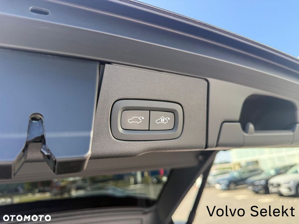 Volvo XC 60 - 41