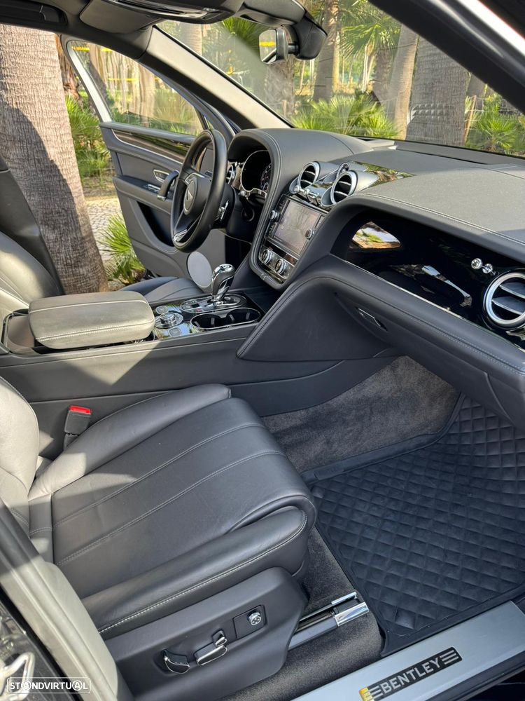 Bentley Bentayga V8 - 4