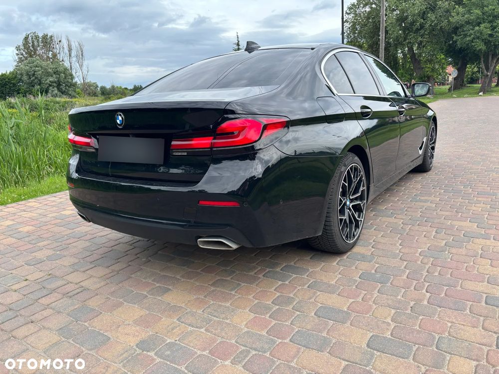BMW Seria 5 530i xDrive Luxury Line sport - 6