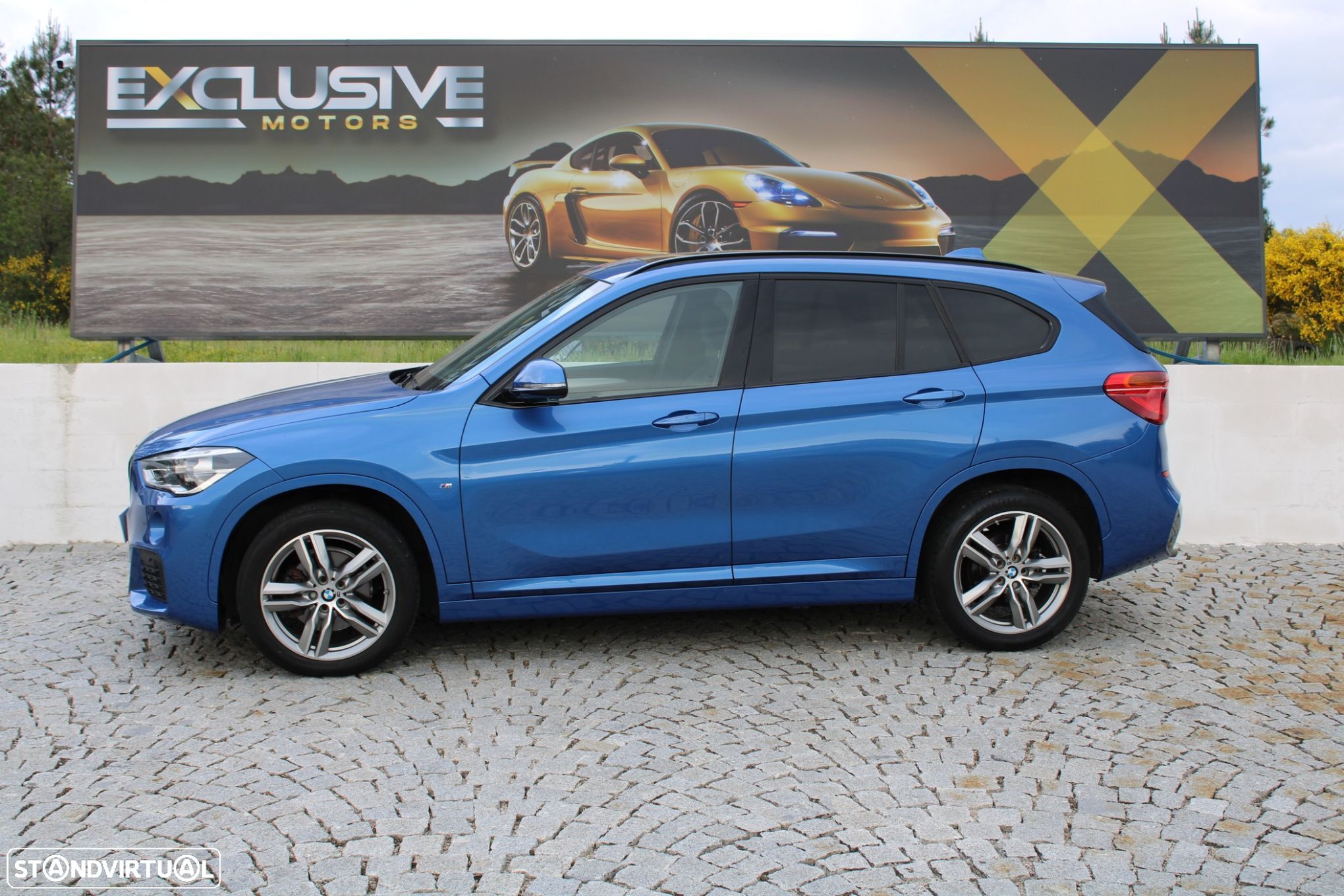 BMW X1 18 d sDrive Auto Pack M - 1