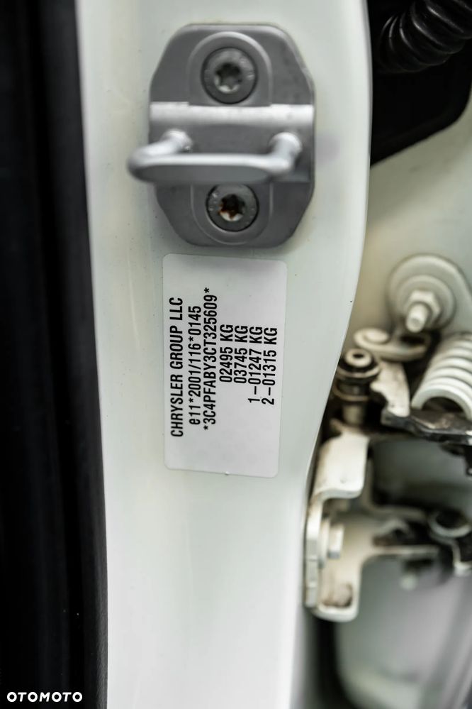 Fiat Freemont 2.0 Multijet 16V DPF Urban - 32