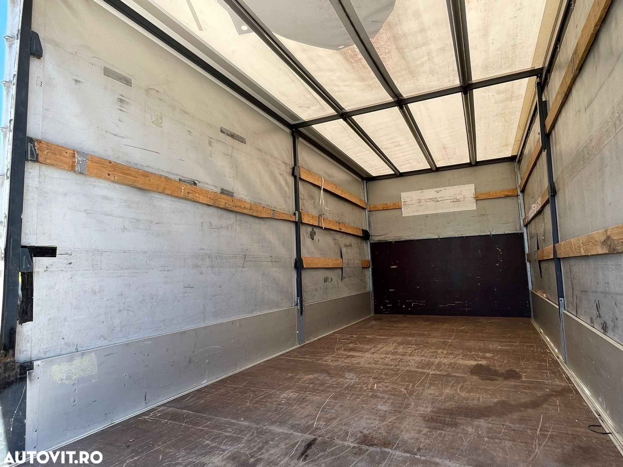 Volkswagen Crafter 10 EUROPALETI AXA DUBLA SPATE - 20