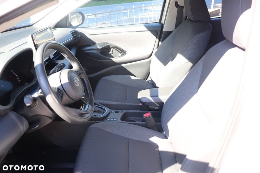 Toyota Yaris Hybrid 1.5 Selection Style - 10