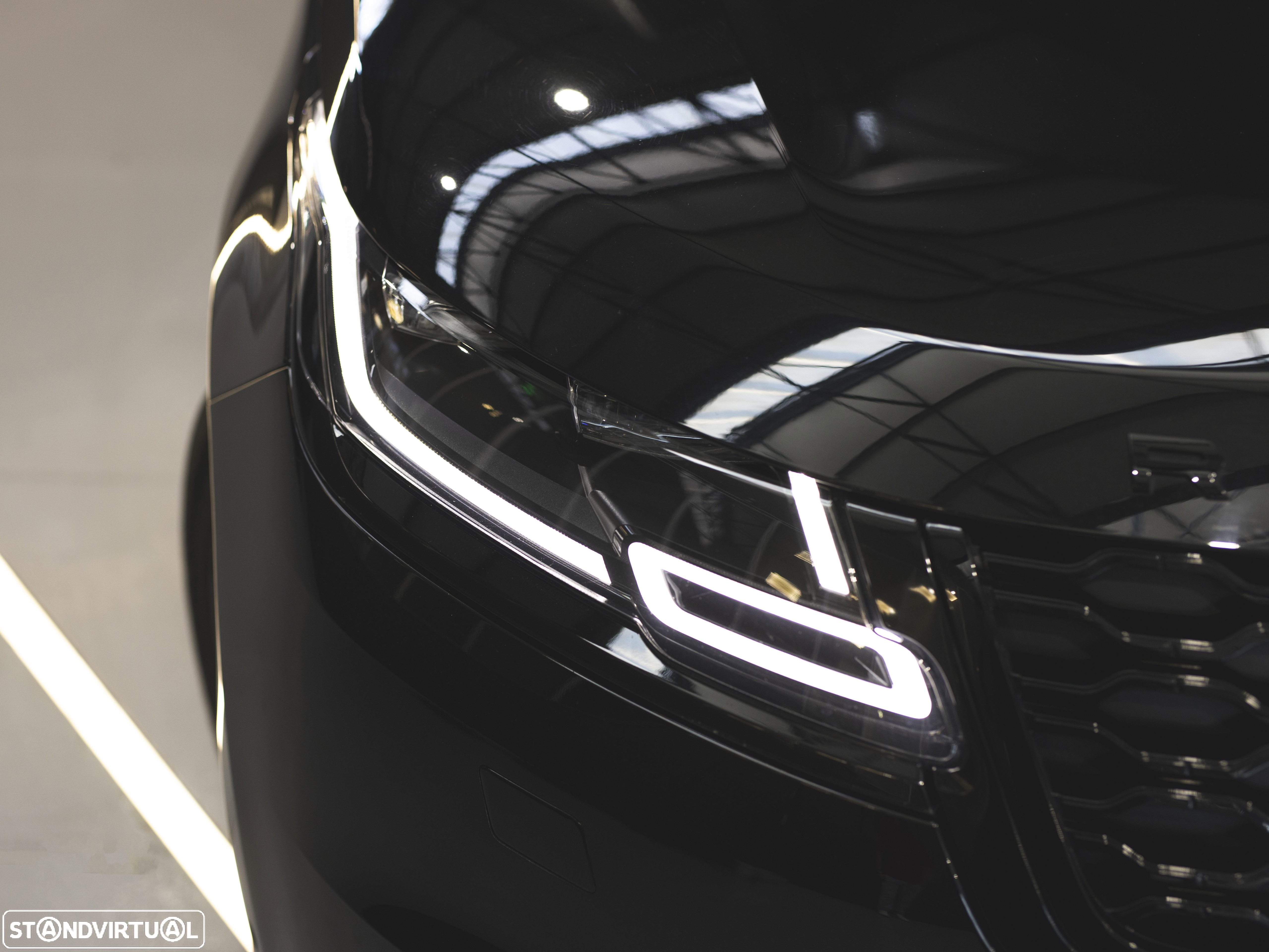 Land Rover Range Rover Velar D200 Dynamic SE - 10