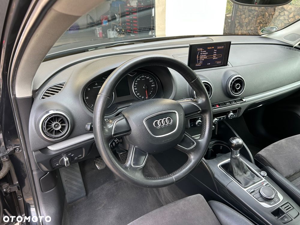Audi A3 Sportback 2.0 TDI Sport - 29