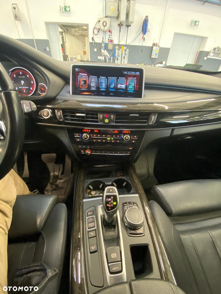 BMW X5 - 11