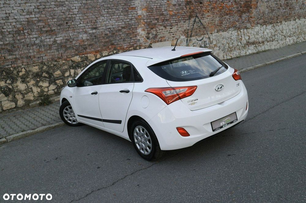 Hyundai i30 1.4 Fifa World Cup Edition - 36