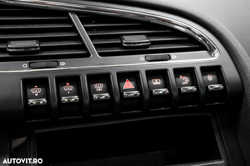 Peugeot 3008 BlueHDi 120 EAT6 Stop & Start Allure - 32