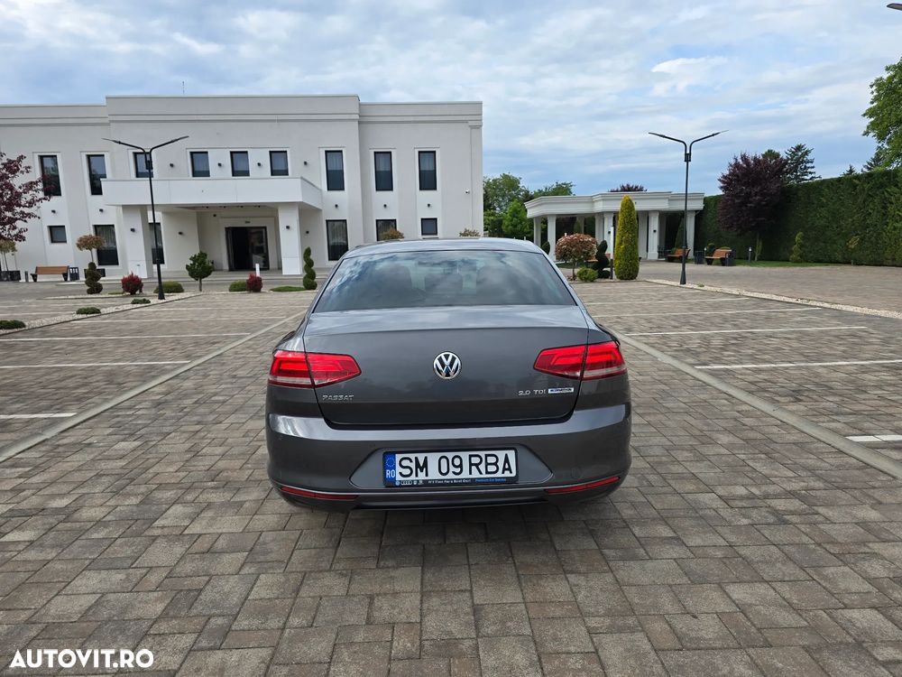 Volkswagen Passat 2.0 TDI DSG Comfortline - 29