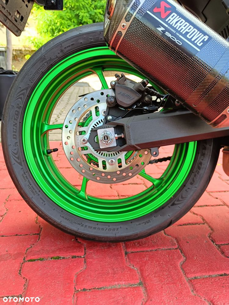 Kawasaki Z 900 - 22