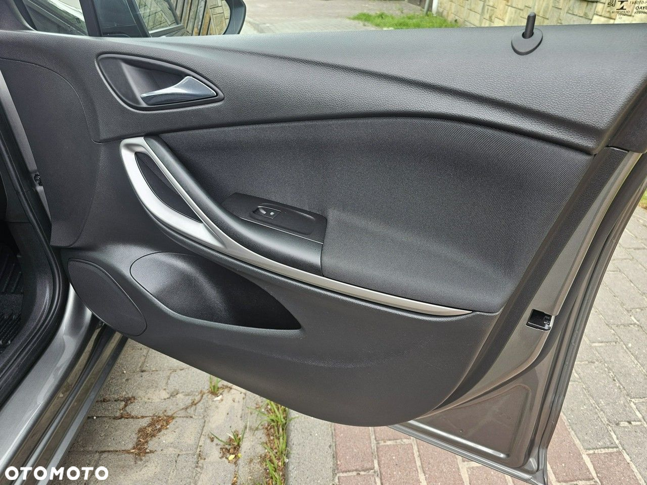 Opel Astra - 13