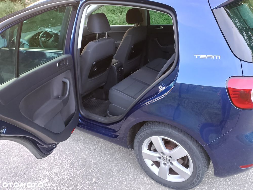 Volkswagen Golf Plus 1.6 TDI Highline - 21