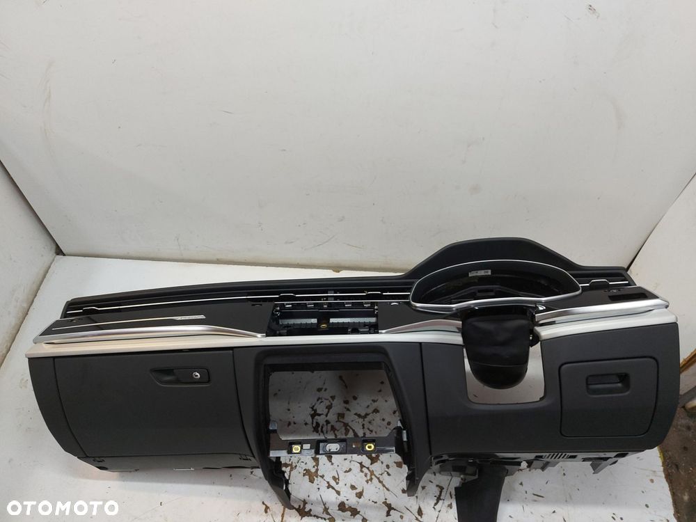 Audi Q7 II LIFT 4M0 TFSI deska konsola kokpit UK ANGLIK RHD - 3