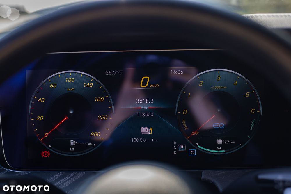 Mercedes-Benz Klasa E 300 de 4Matic 9G-TRONIC Night Edition - 13