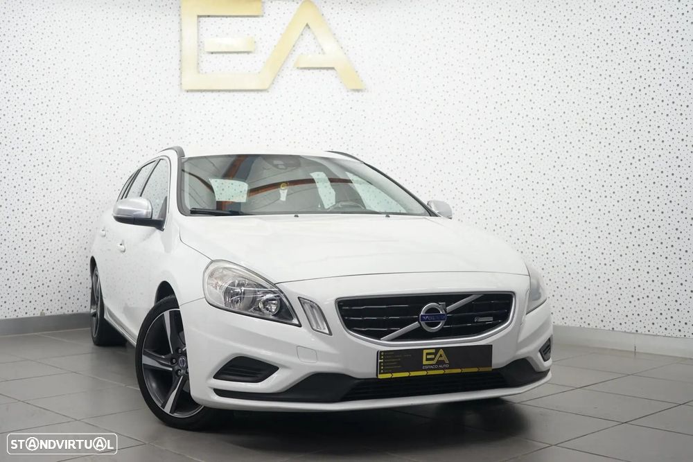 Volvo V60 1.6 D2 R-Design - 1