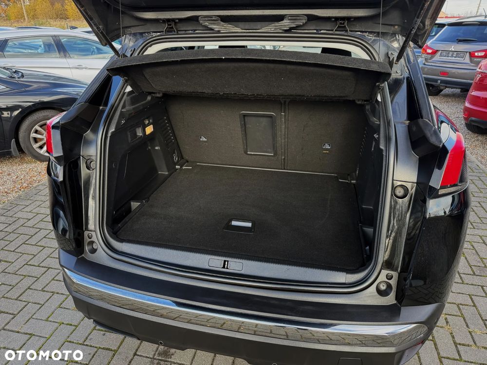 Peugeot 3008 1.2 PureTech Allure S&S - 10