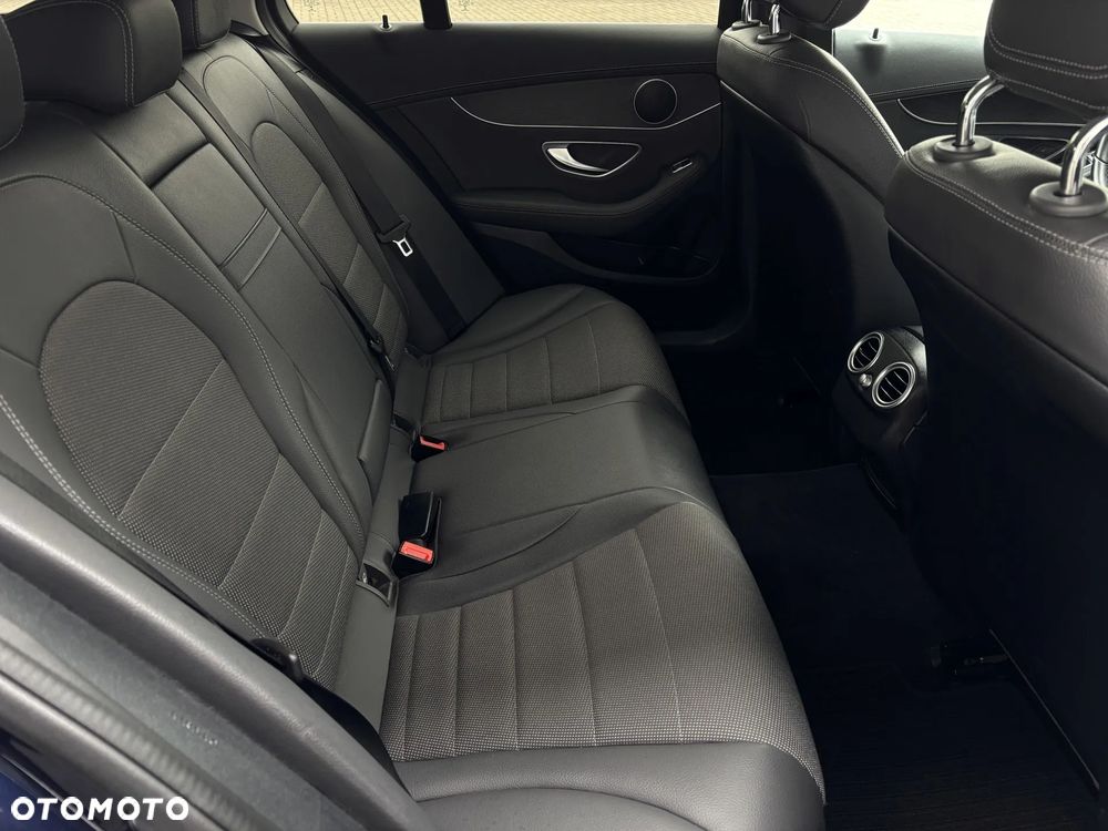 Mercedes-Benz Klasa C 220 d T 9G-TRONIC Avantgarde - 35