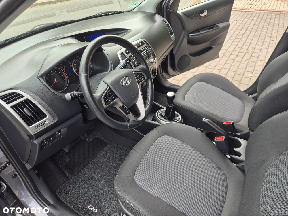 Hyundai i20 1.2 GO - 13
