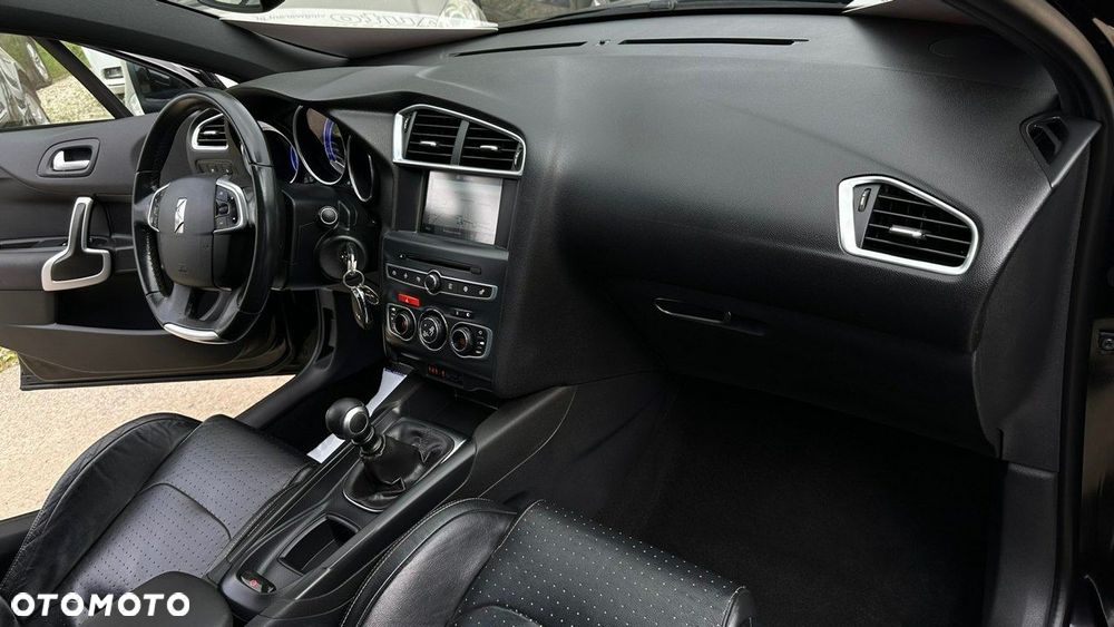 DS Automobiles DS 4 Crossback - 26