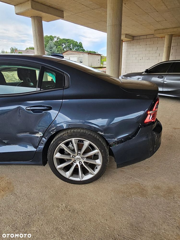 Volvo S60 T5 AWD R-Design - 12