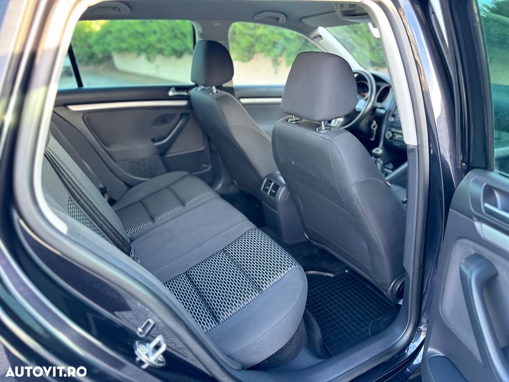 Volkswagen Golf 1.6 TDI DPF BlueMotion - 7