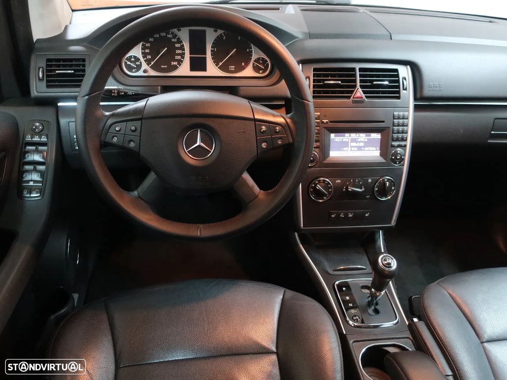 Mercedes-Benz B 200 CDI Autotronic - 18