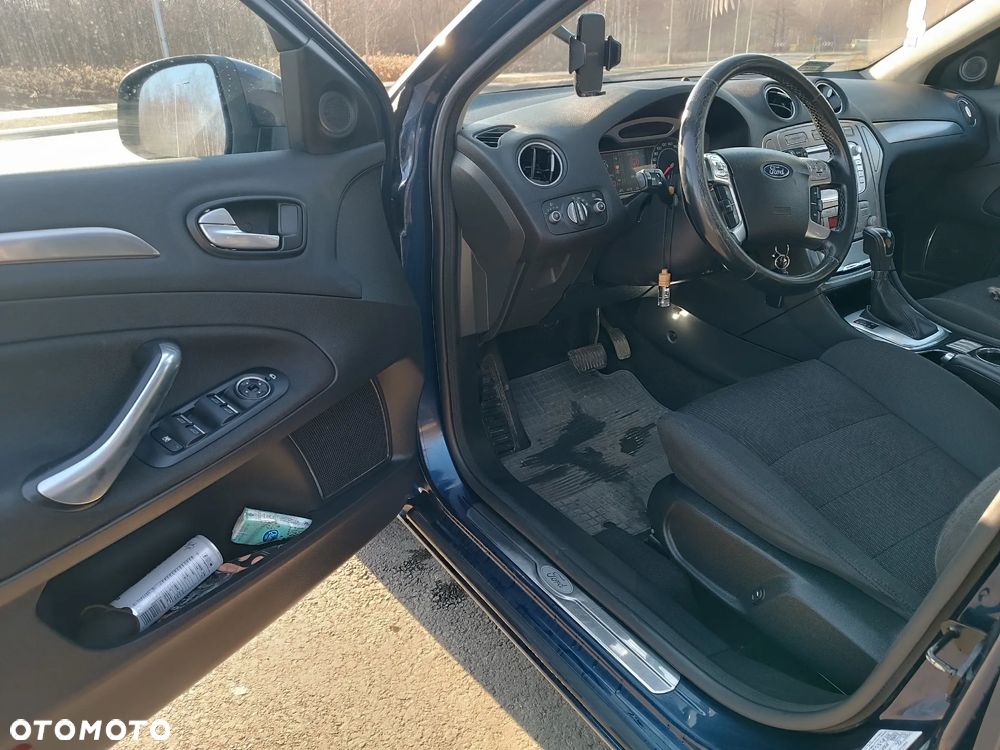 Ford Mondeo 2.0 T Titanium - 14
